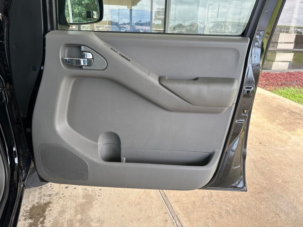 Used 2012 Black Nissan SV image 24