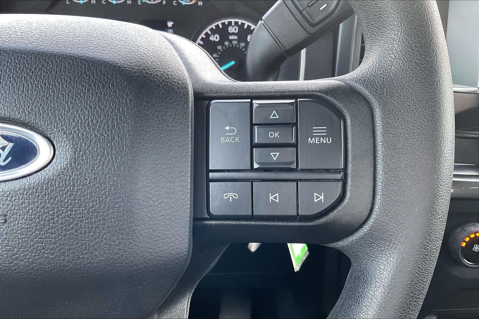 Used 2022 Oxford White Ford XL image 24