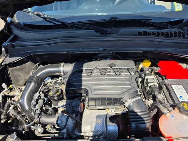 Used 2022 Black Jeep Latitude image 20