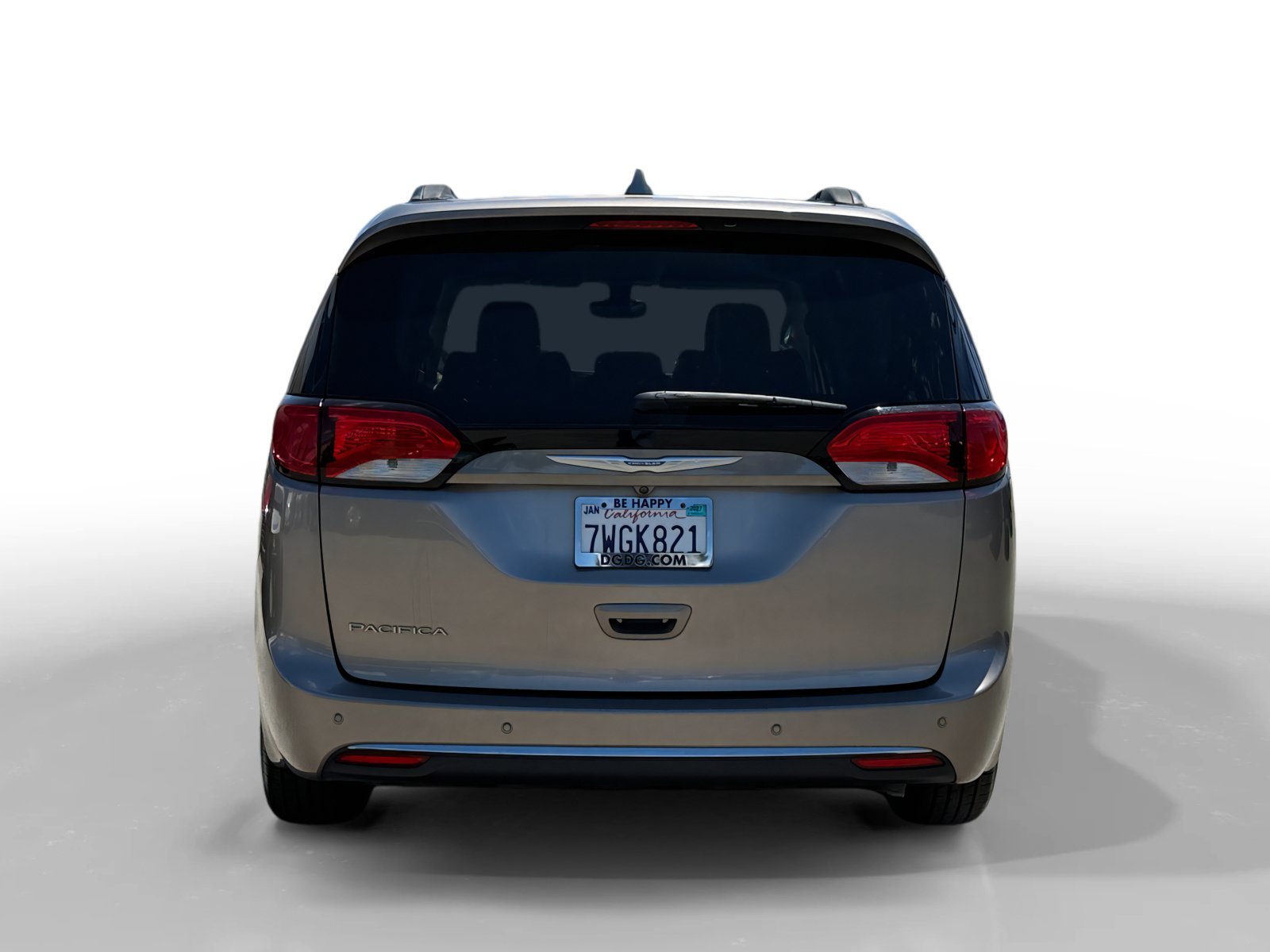 Used 2017 Molten Silver Chrysler Touring L image 4