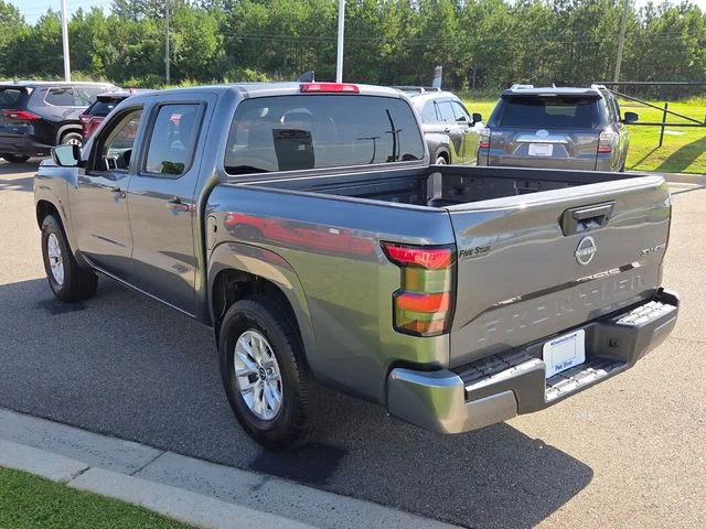 Used 2024 Gray Nissan SV image 10