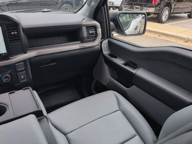 New 2026 Oxford White Ford XL image 17