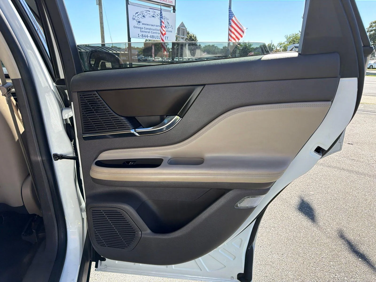 2022 Lincoln Corsair Base - Photo 17