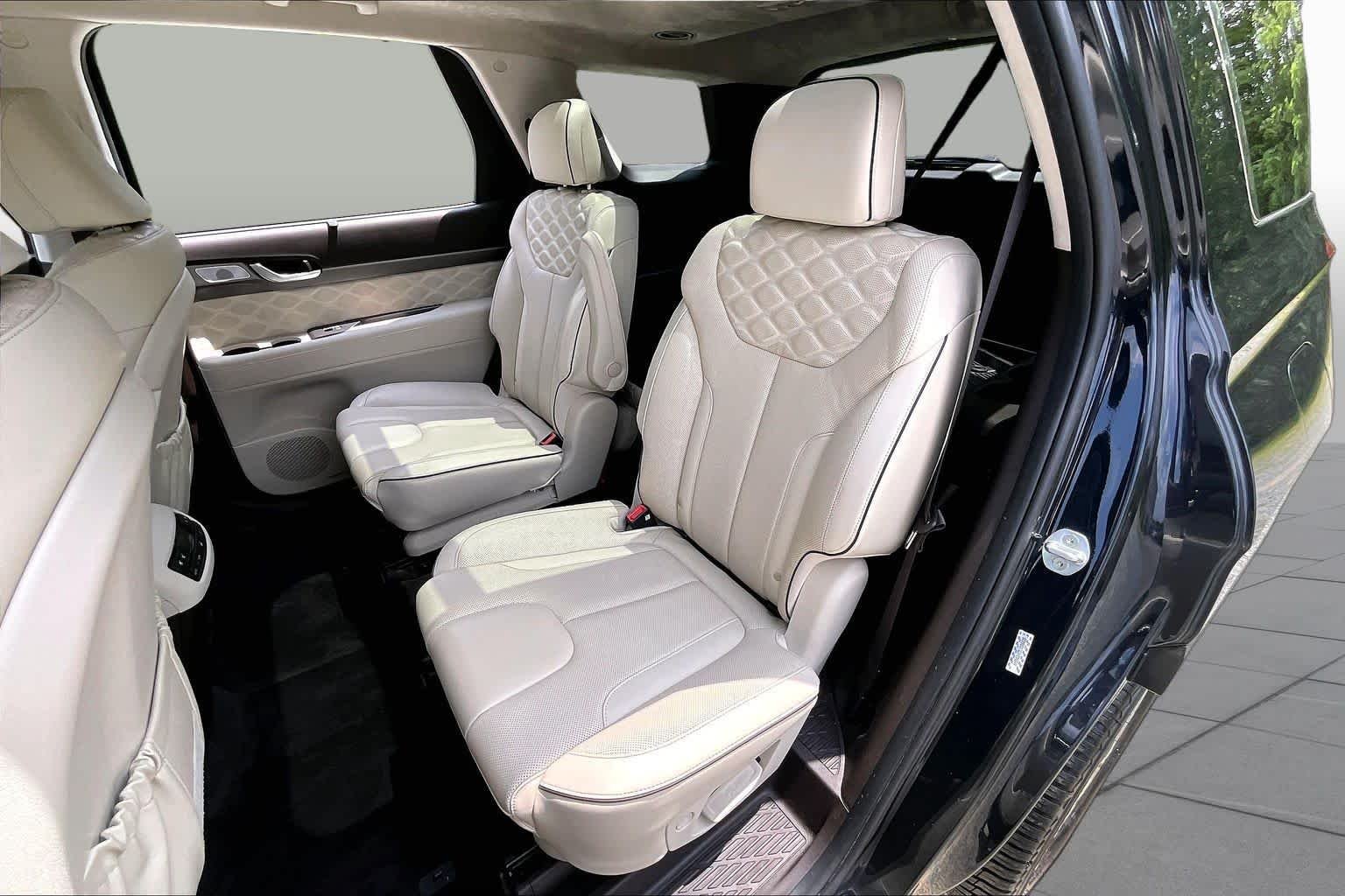 Used 2020 Moonlight Cloud Hyundai Limited image 20