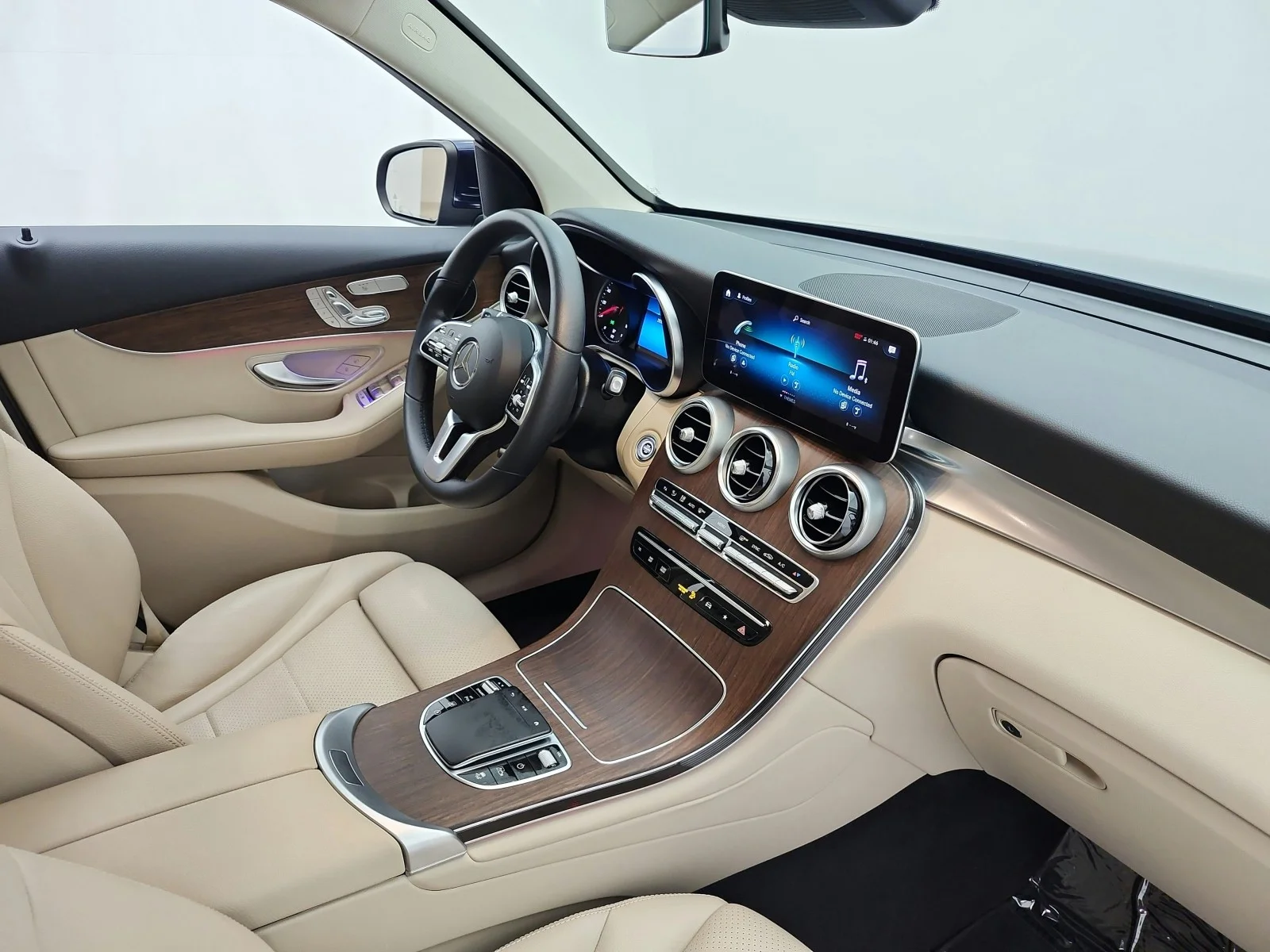 Certified Used 2022 Lunar Blue Metallic Mercedes-Benz GLC 300 SUV image 15