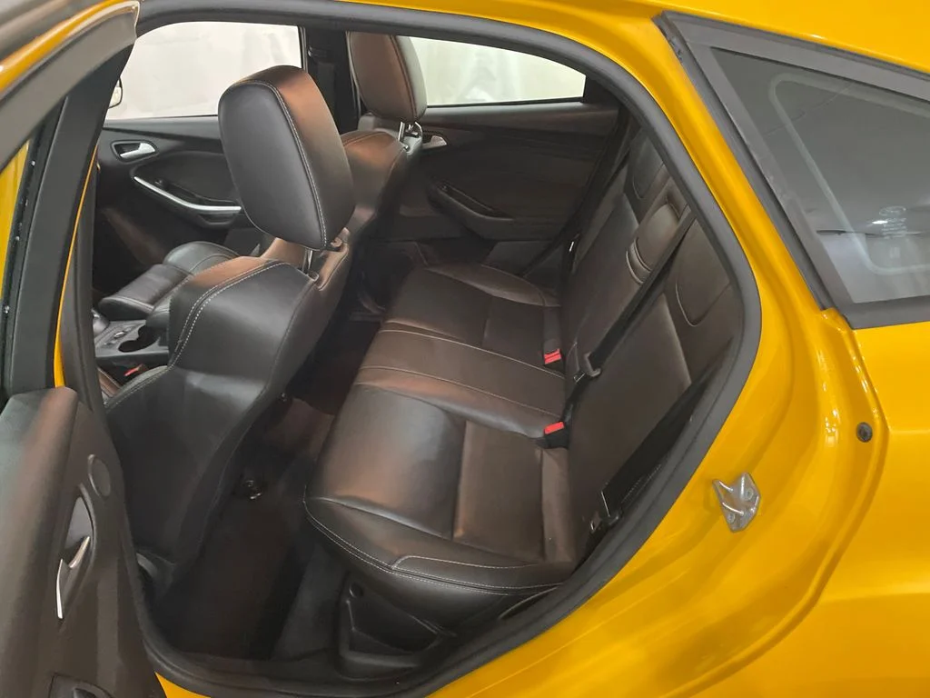 Used 2014 Yellow Ford ST image 27