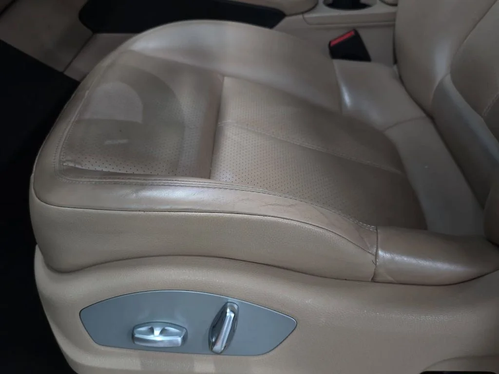 Certified Used 2019 White Porsche Macan image 25