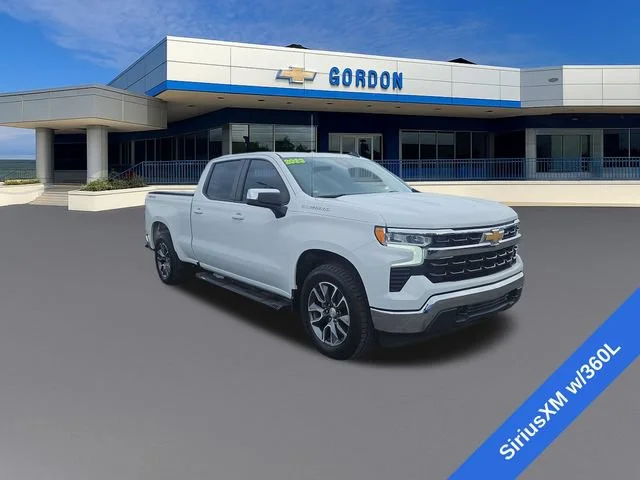 Used 2023 Summit White Chevrolet LT image 8