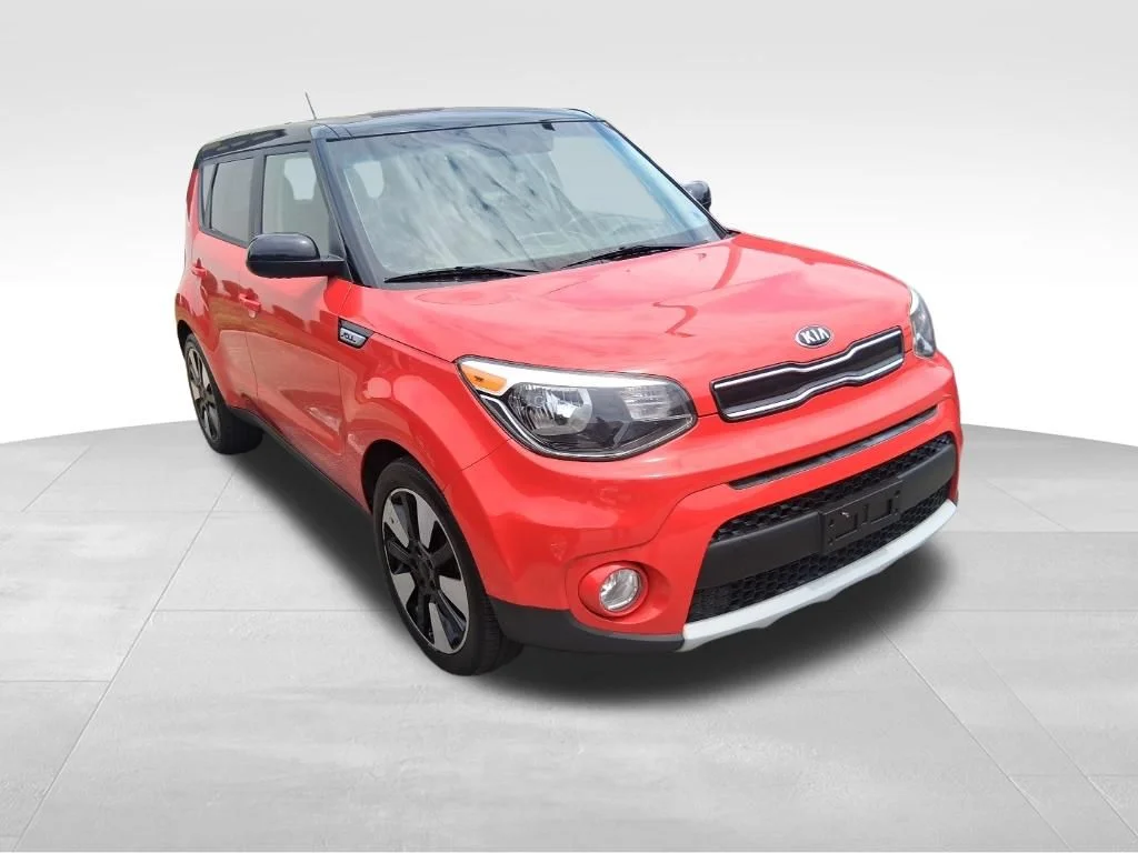 Used 2019 Red Kia Plus image 18