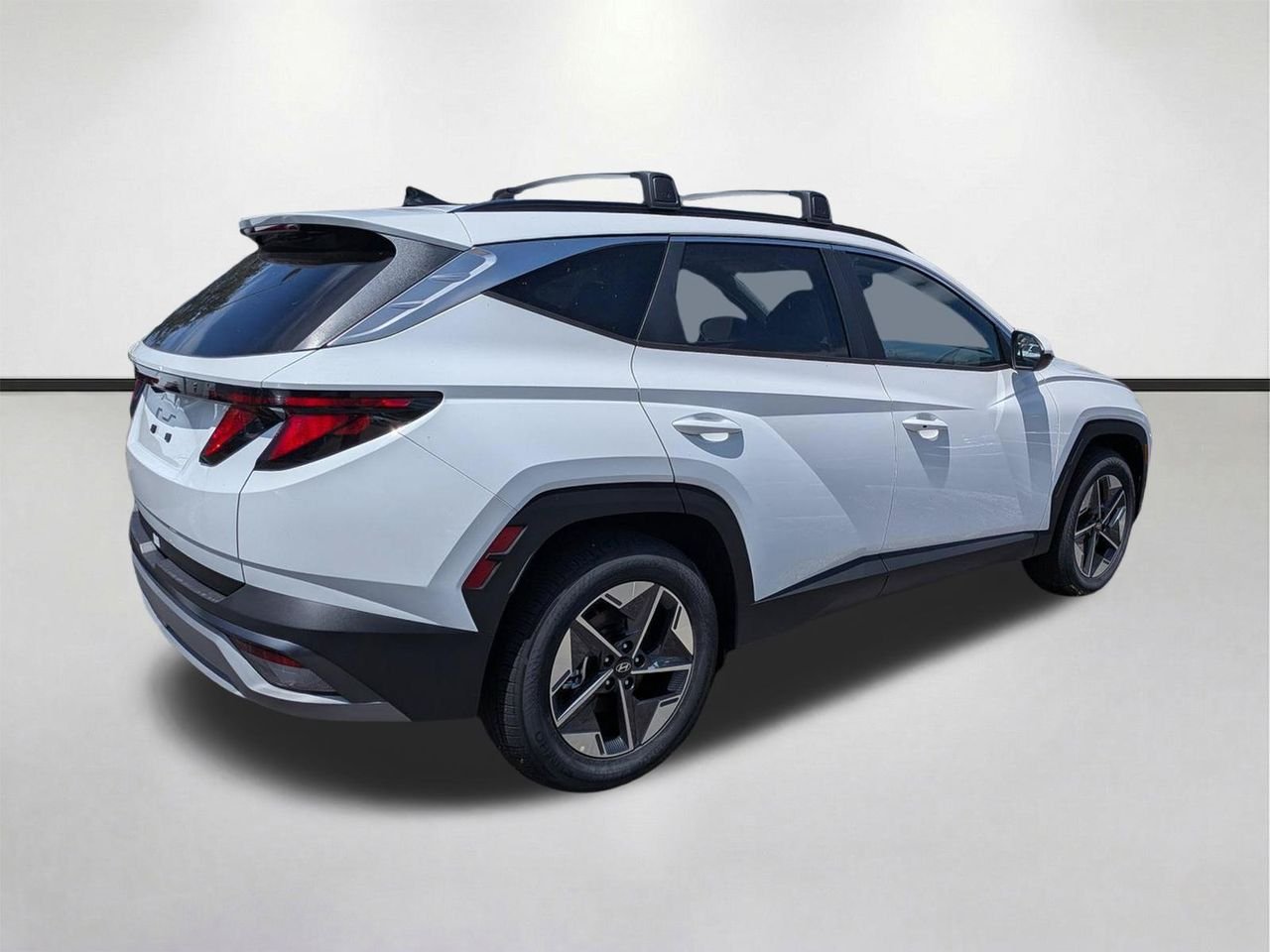 New 2026 Serenity White Pearl Hyundai SEL FWD image 4