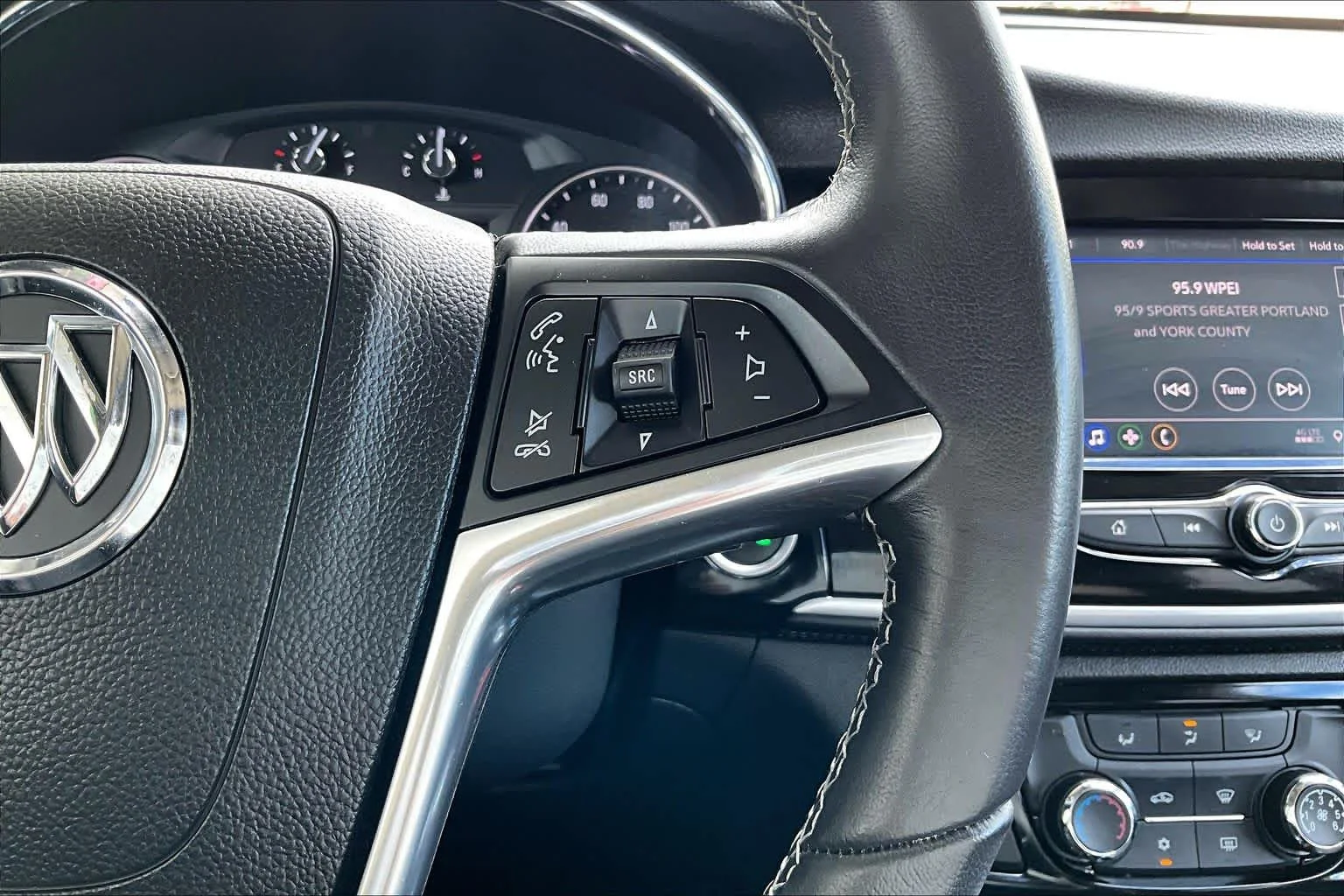 Used 2022 Cinnabar Metallic Buick Preferred image 25