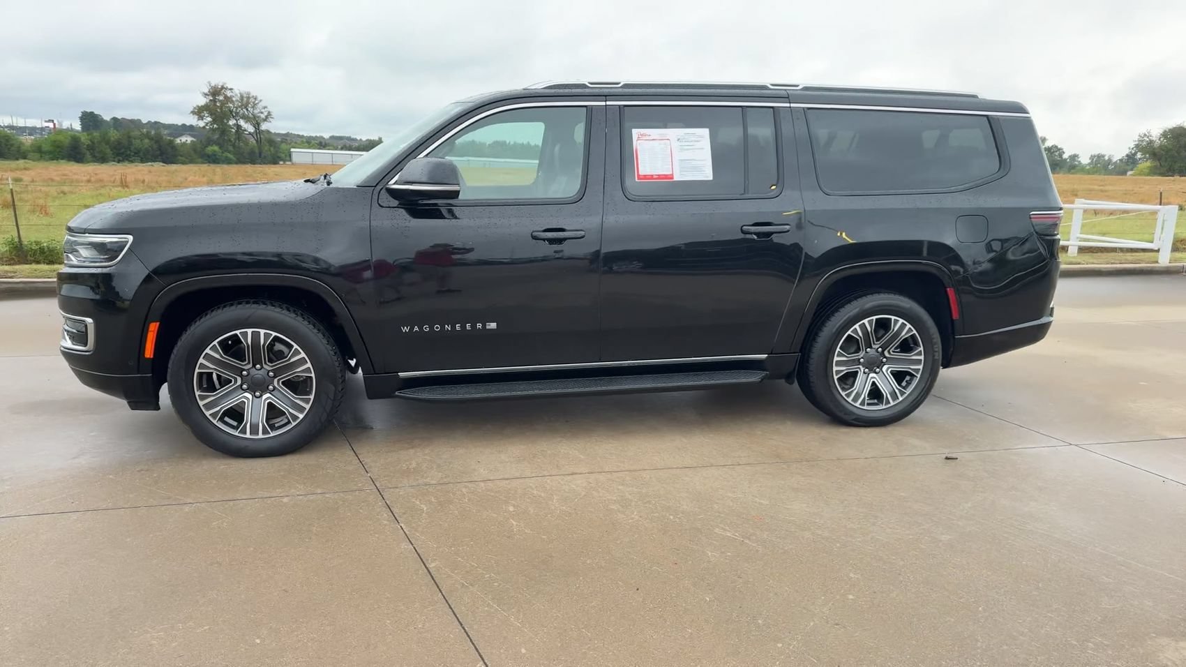 Used 2024 Diamond Black Crystal Pearlcoat Jeep Series II image 6