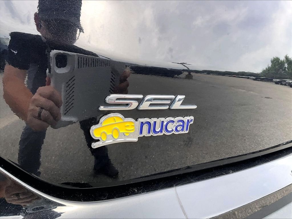 Used 2024 Agate Black Metallic Ford SEL image 26