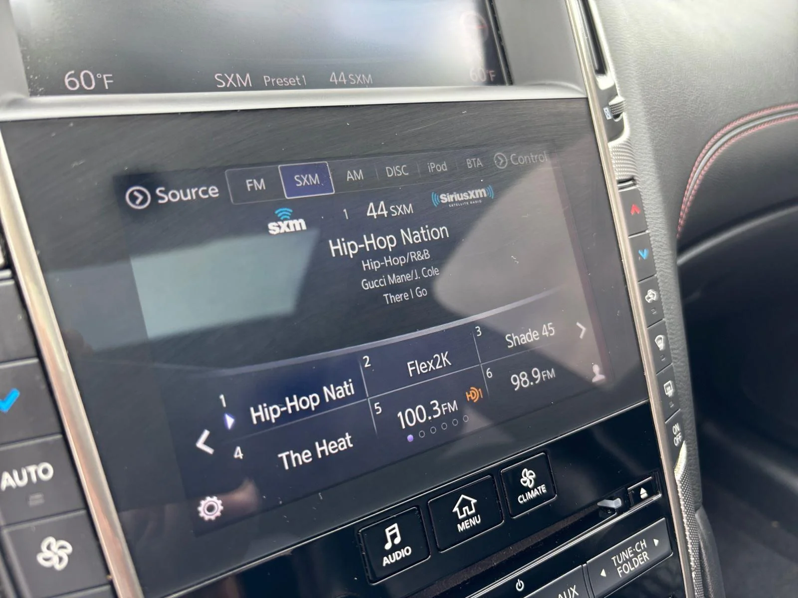 Used 2018 Pure White INFINITI RED SPORT 400 image 24