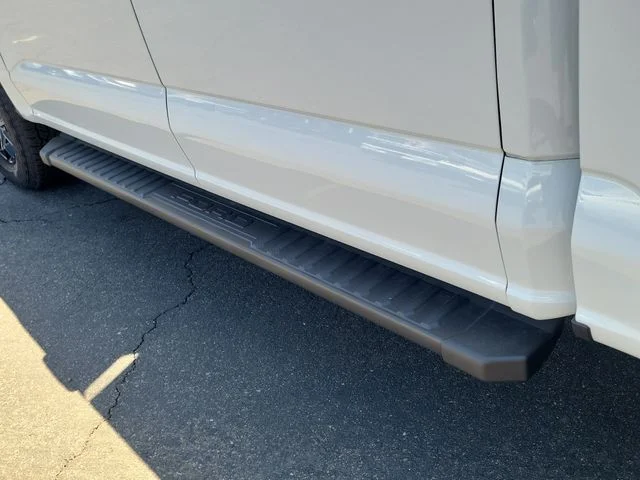 New 2026 Oxford White Ford XLT image 11
