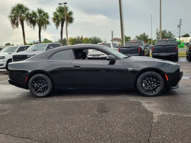2025 Dodge Charger Daytona R/T - Photo 8