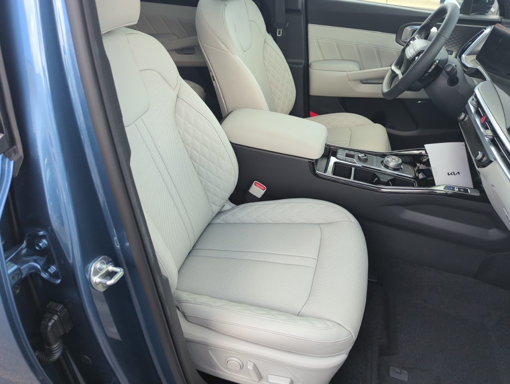 New 2026 Mineral Blue Kia X-Line SX Prestige image 39