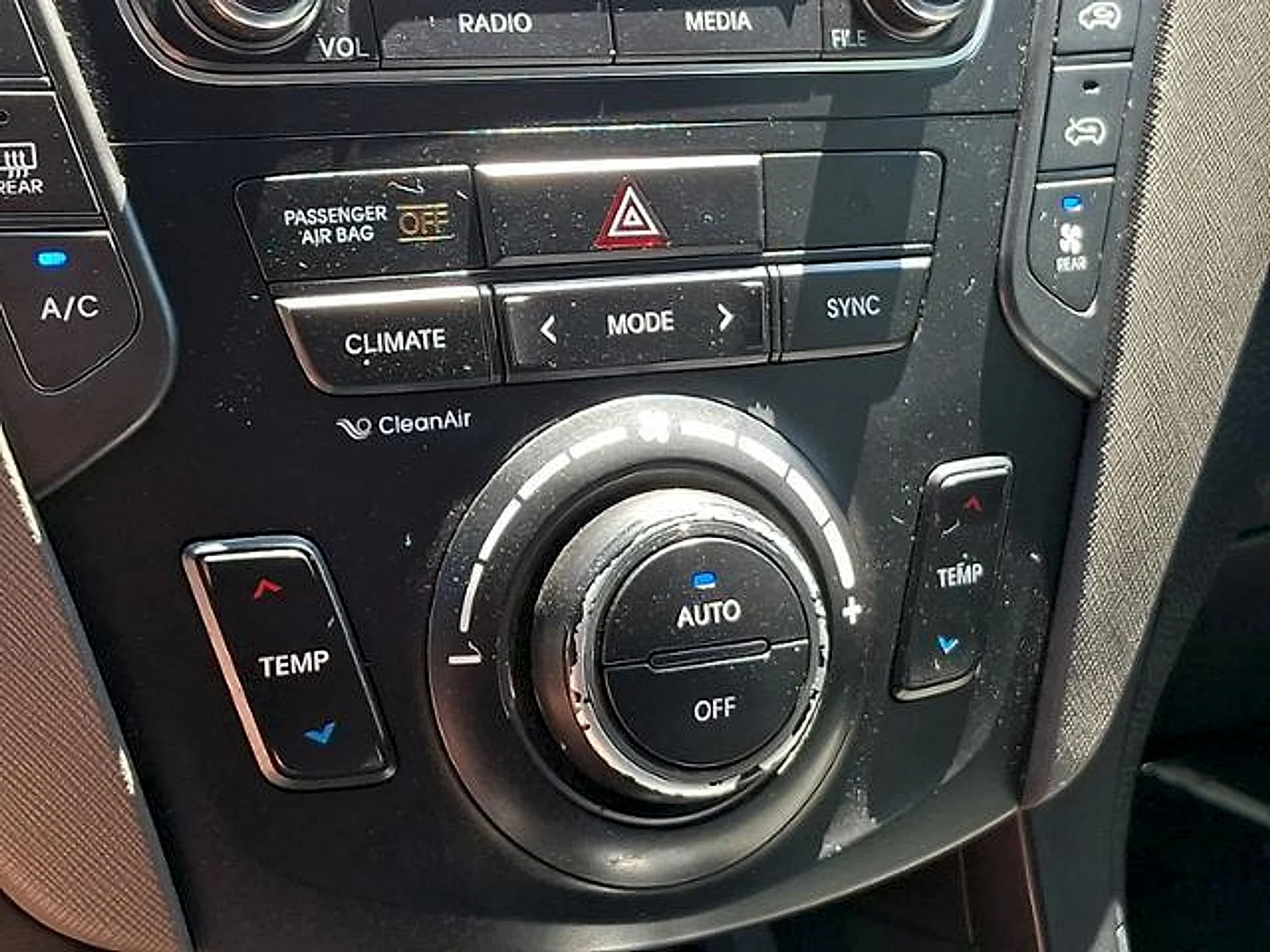Used 2019 Circuit Silver Hyundai SE image 16