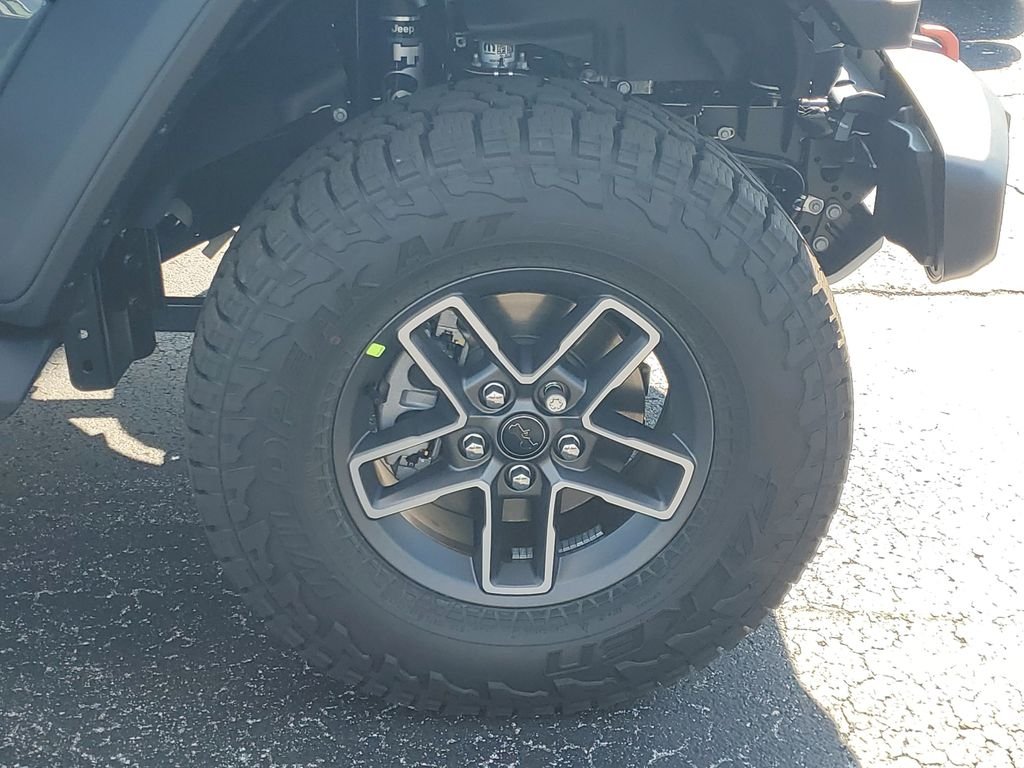 New 2026 Anvil Clear-Coat Exterior Paint Jeep Mojave image 4