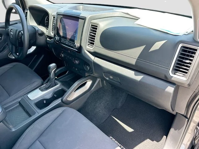 Used 2022 Gray Nissan SV image 26