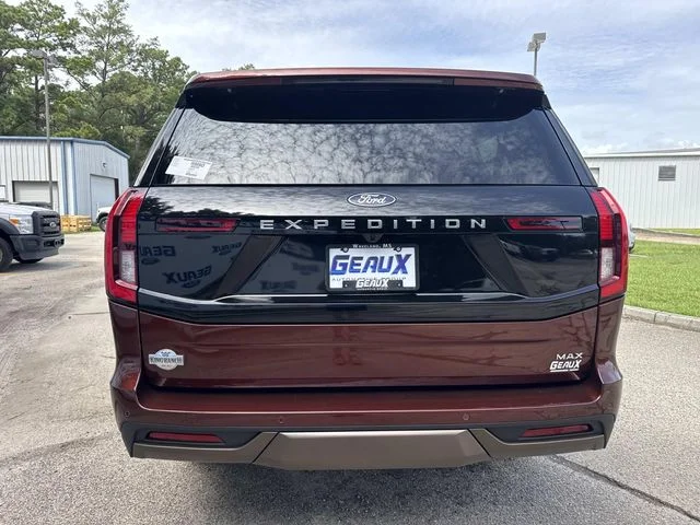 New 2027 Bronze Fire Metallic Tinted Clearcoat Ford MAX King Ranch® image 15