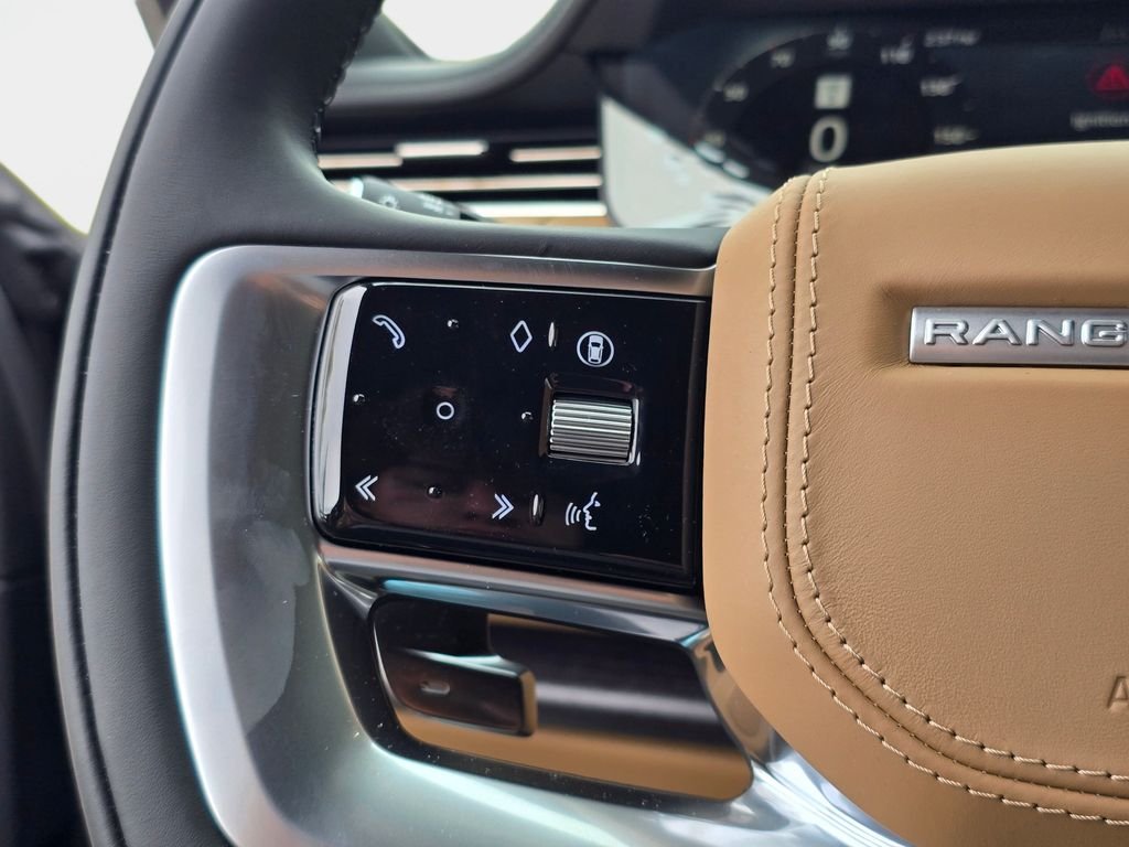 New 2026 Carpathian Grey LAND ROVER SE 7 Seats image 17