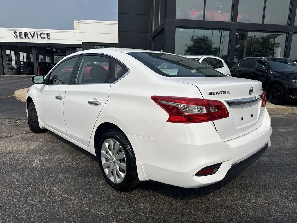 Used 2016 White Nissan S image 9