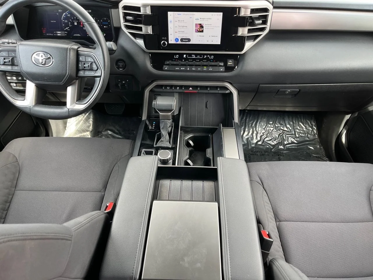 2025 Toyota Sequoia SR5 - Photo 14