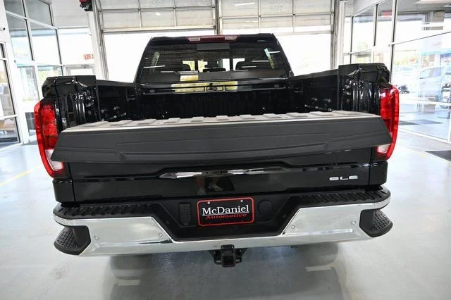 2026 GMC Sierra 1500 SLE - Photo 7