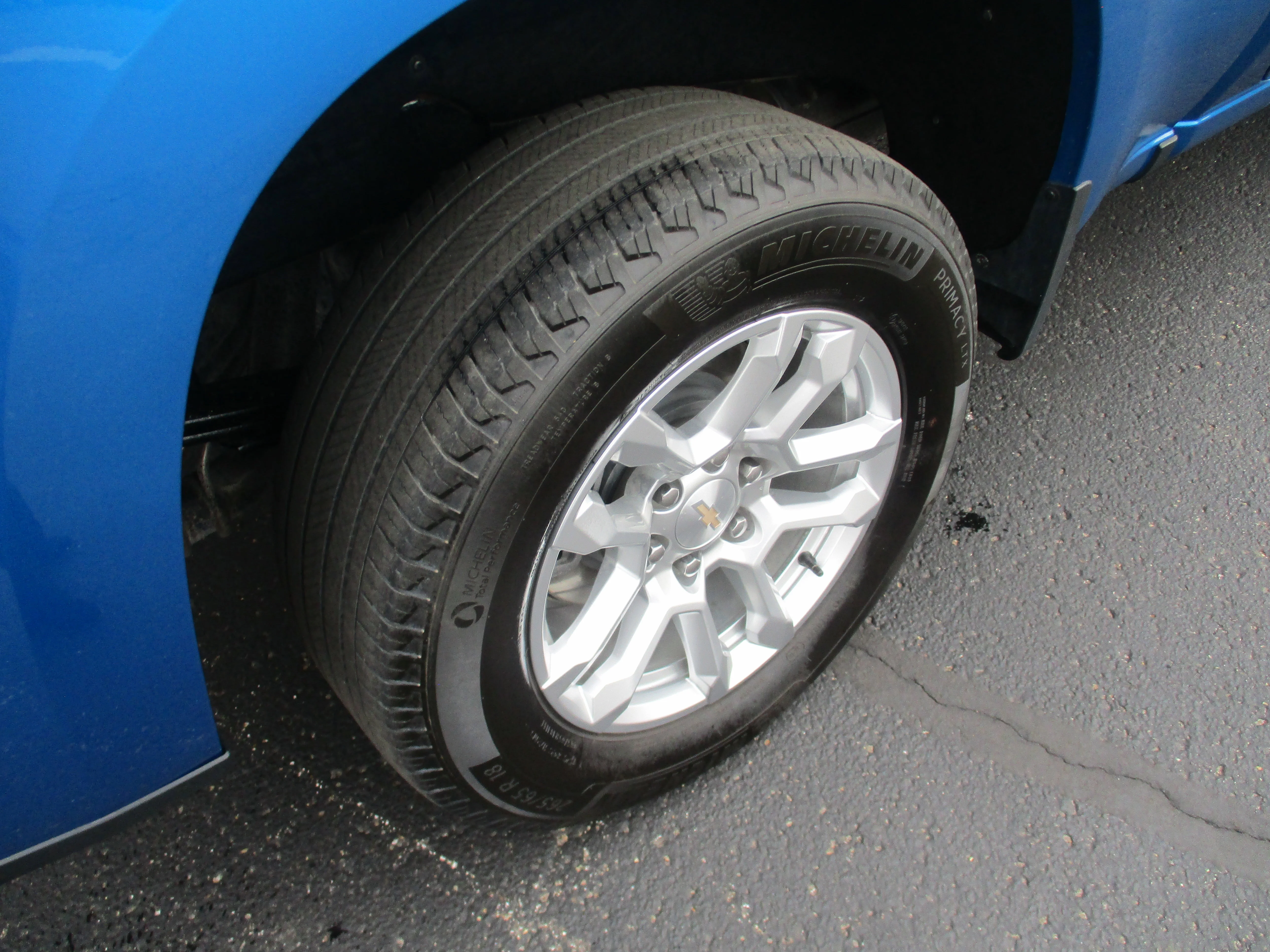 Used 2023 Glacier Blue Metallic Chevrolet LT image 15