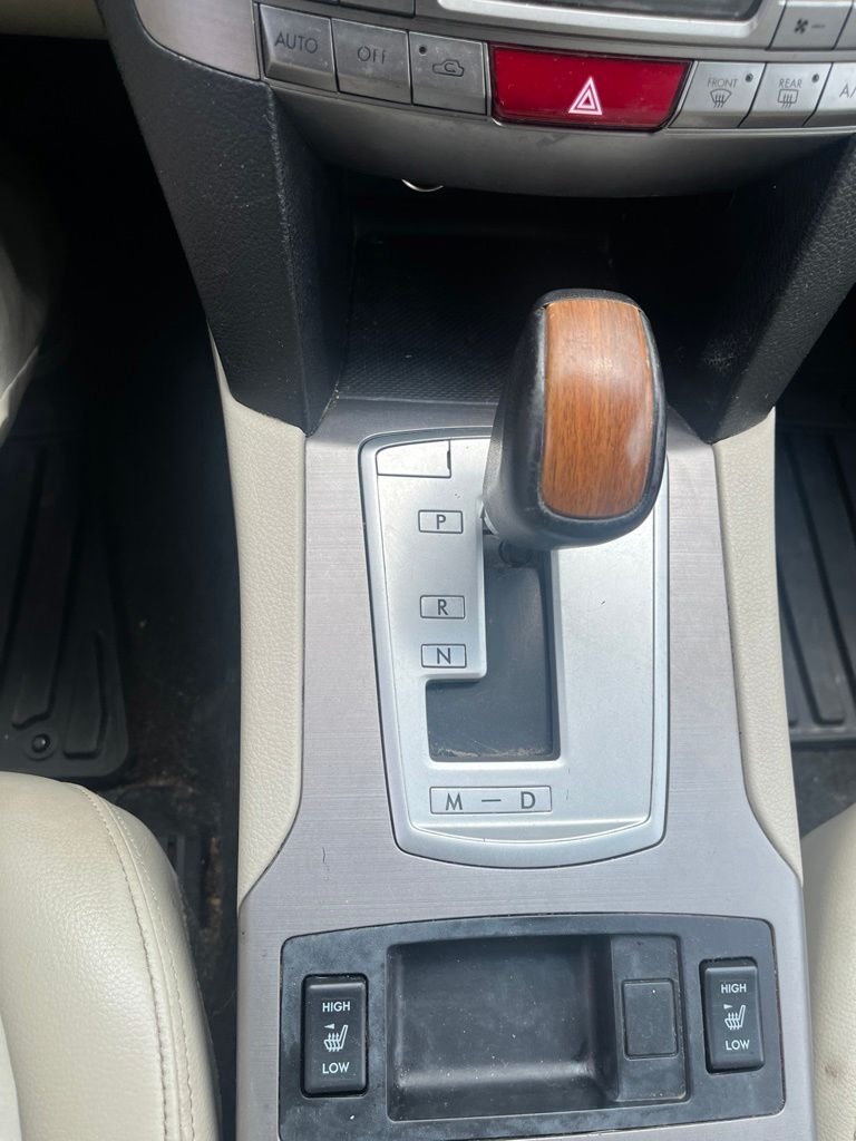 Used 2014 Cypress Green Pearl Subaru 2.5i image 7