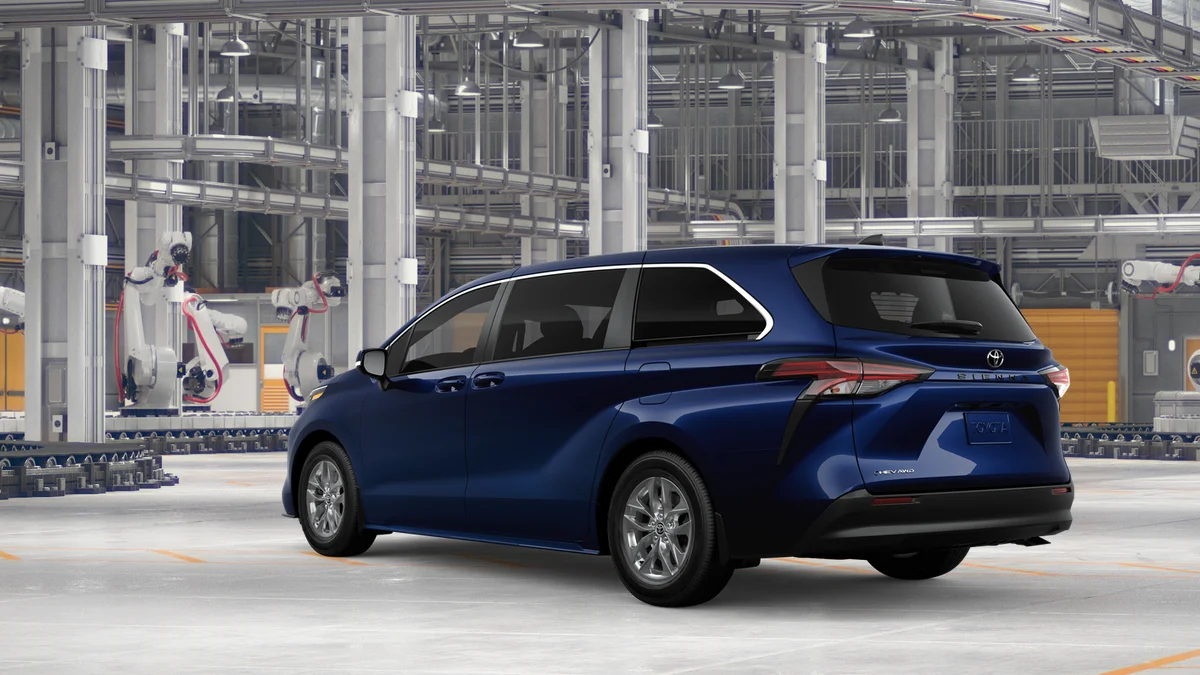 New 2026 Blueprint Toyota LE image 18