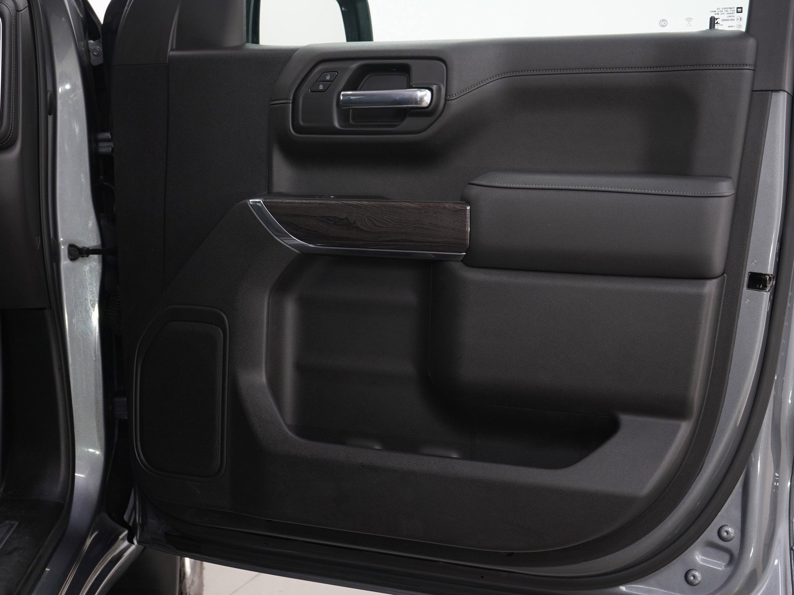 2022 Chevrolet Silverado 1500 Limited LTZ - Photo 12