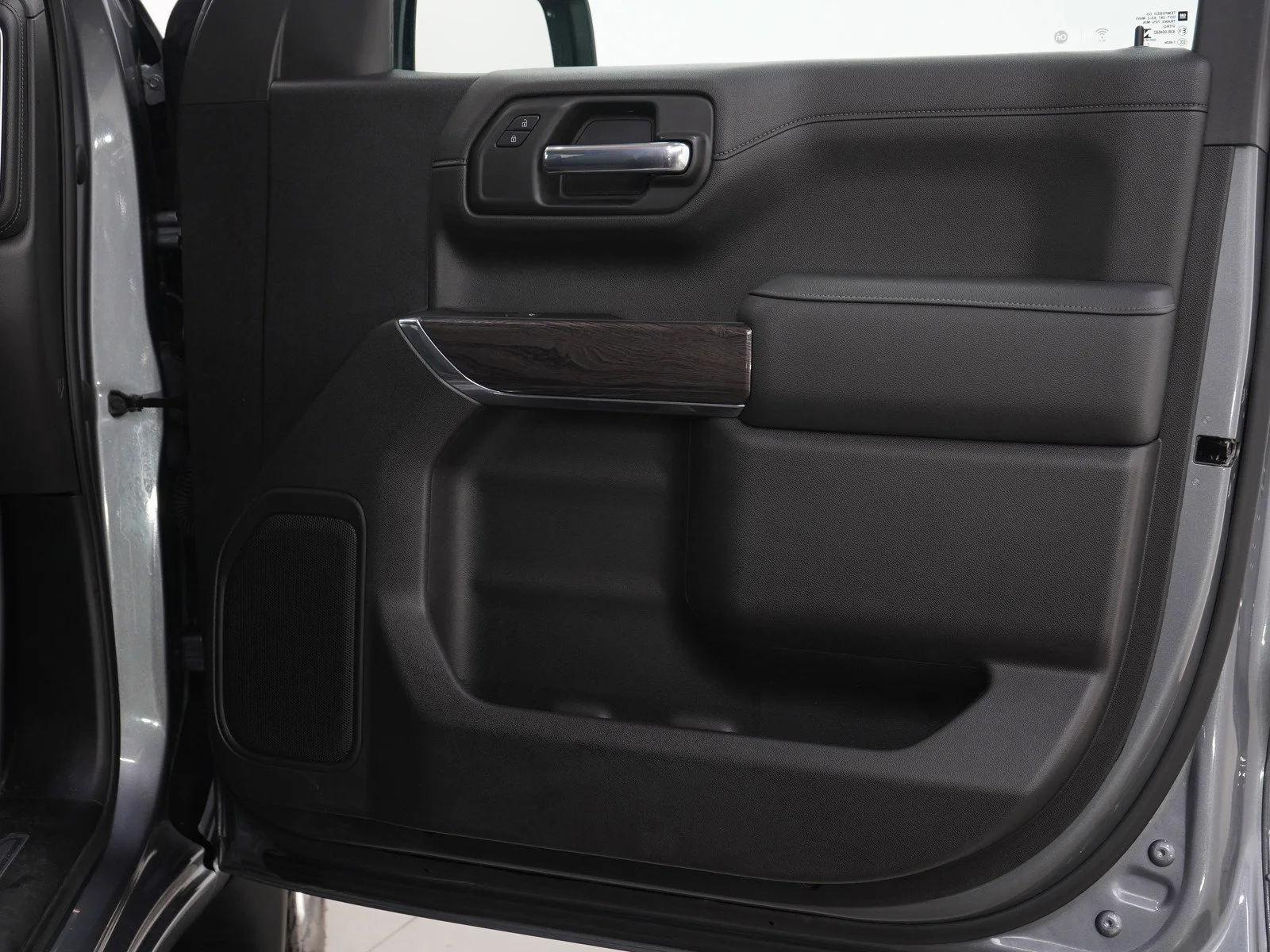 2022 Chevrolet Silverado 1500 Limited LTZ - Photo 12
