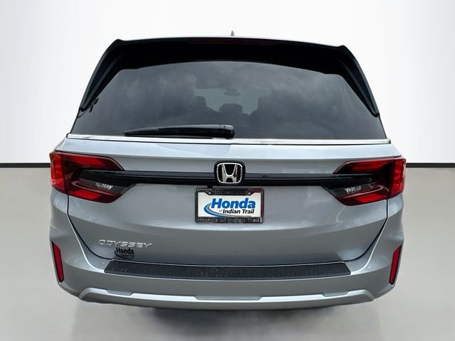 New 2026 Solar Silver Metallic Honda EX-L image 7