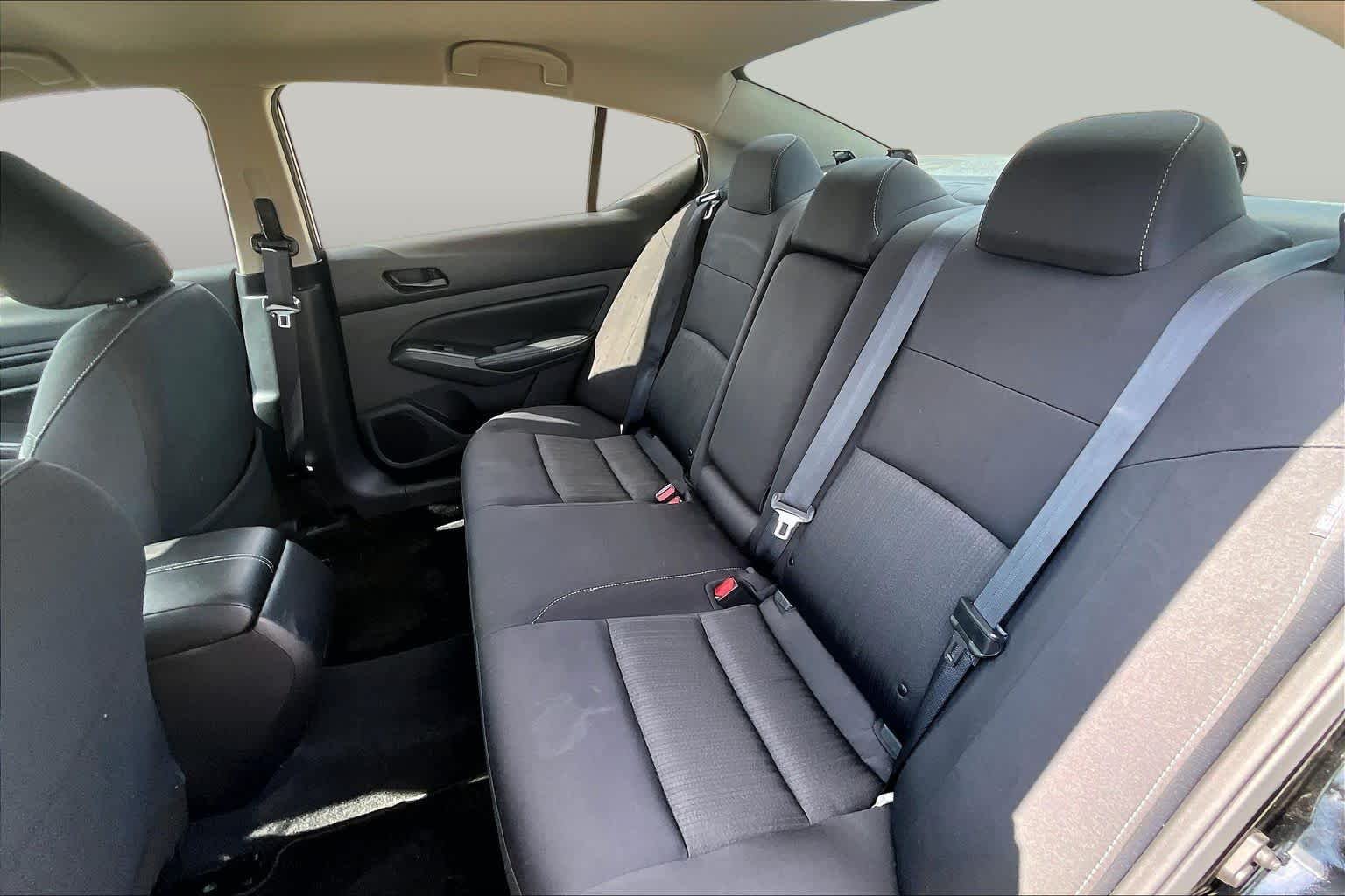 Used 2024 Super Black Nissan 2.5 SV image 18