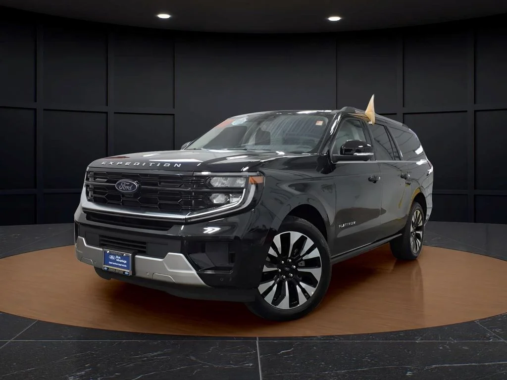 Certified Used 2025 Black Ford Platinum image 3