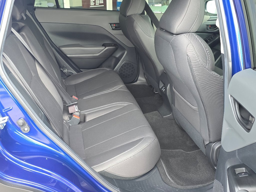 Used 2026 Sapphire Blue Pearl Subaru Premium image 22