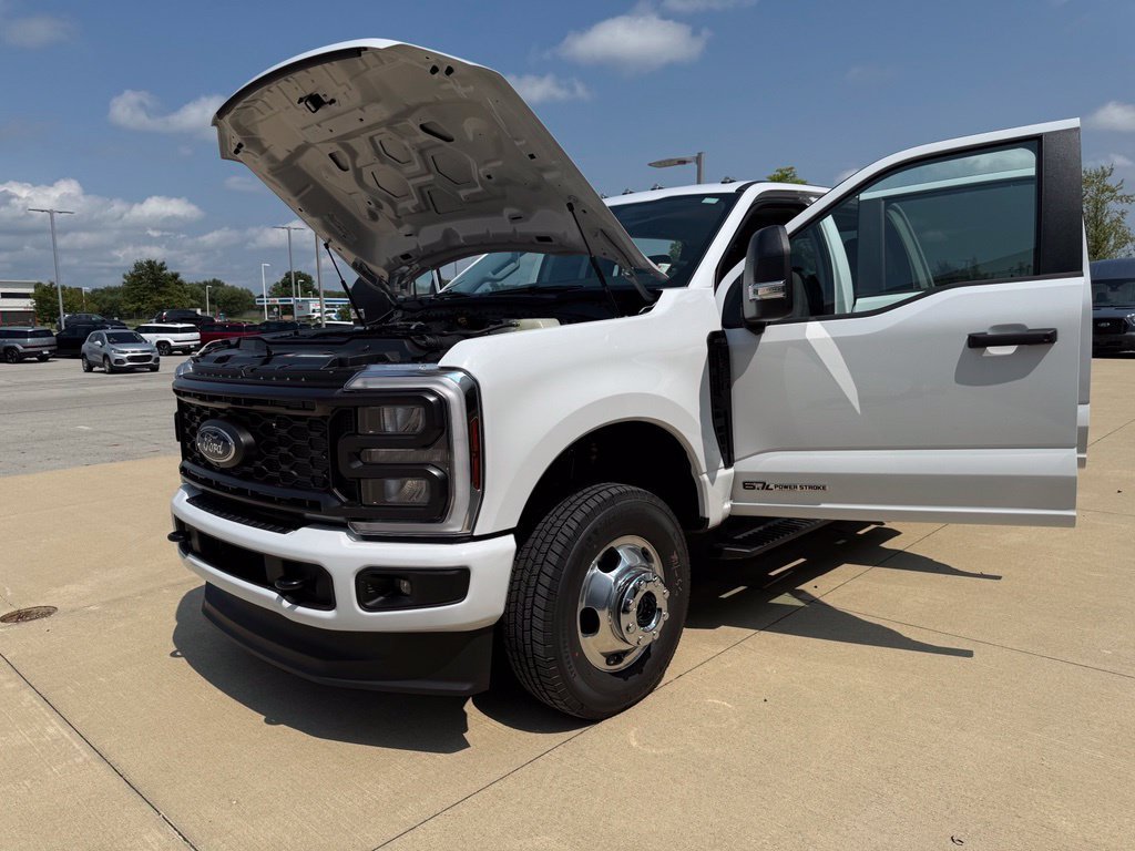 New 2026 White Ford XL image 21