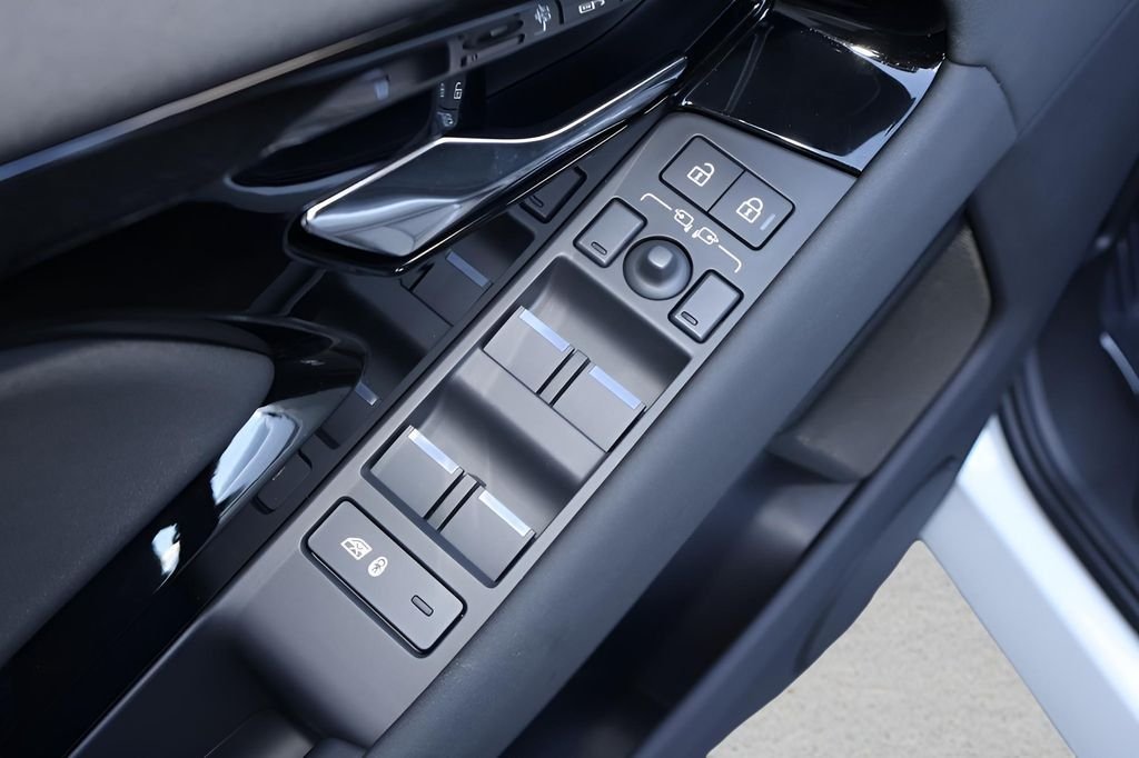 2026 Land Rover Range Rover Evoque S - Photo 11