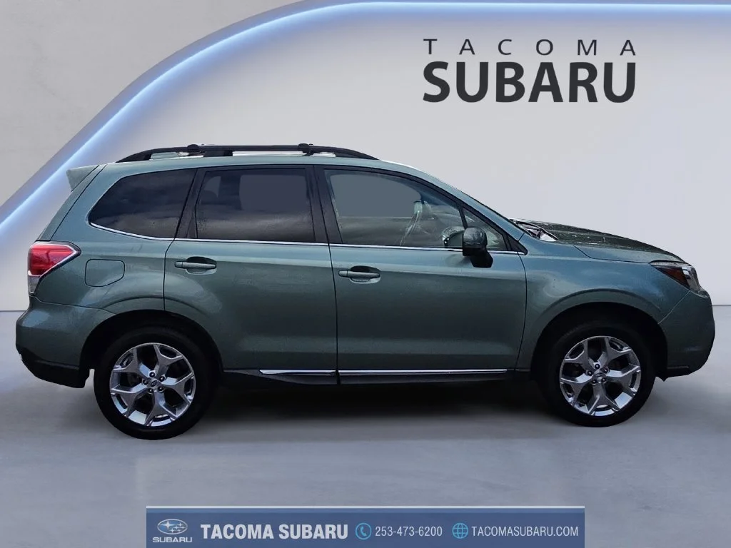 Used 2018 Green Subaru 2.5i Touring image 6