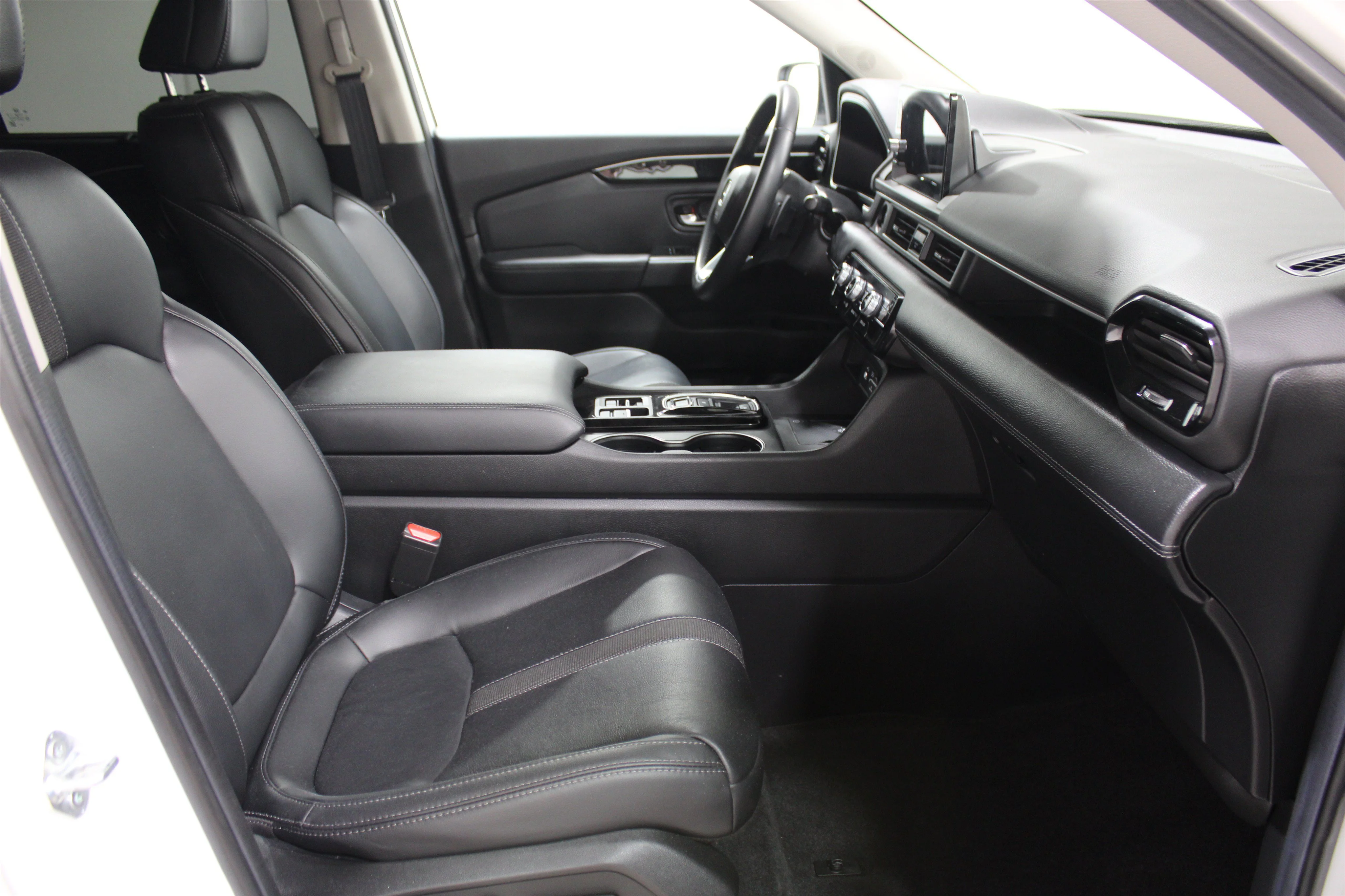 2025 Honda Pilot EX-L - Photo 26