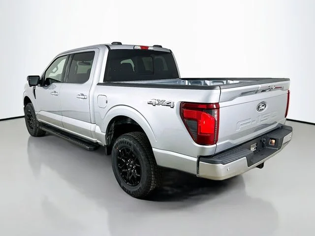 New 2026 Iconic Silver Metallic Ford XLT image 5