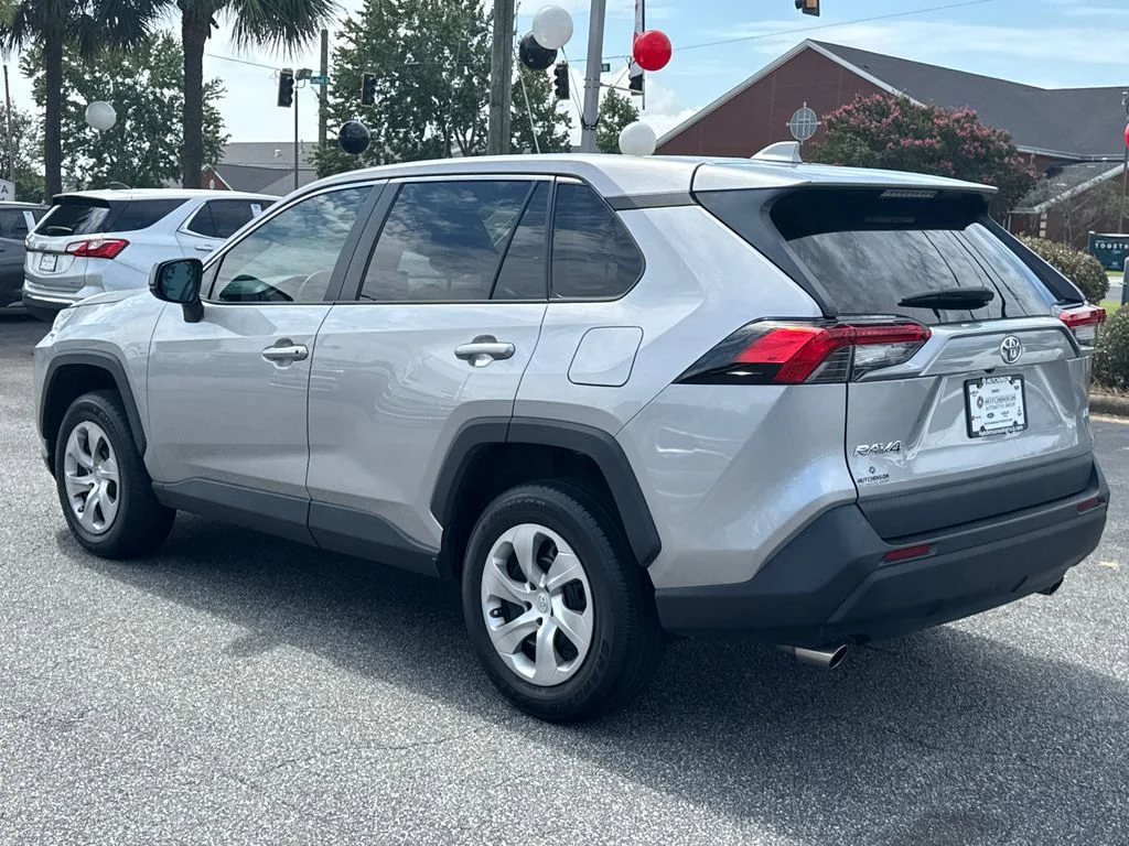 Used 2023 Silver Toyota LE image 5
