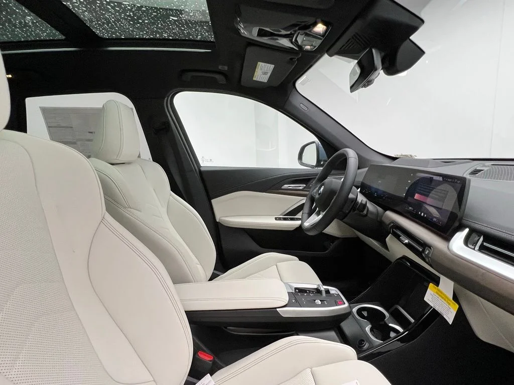 Used 2026 Storm Bay Metallic BMW xDrive28i image 6