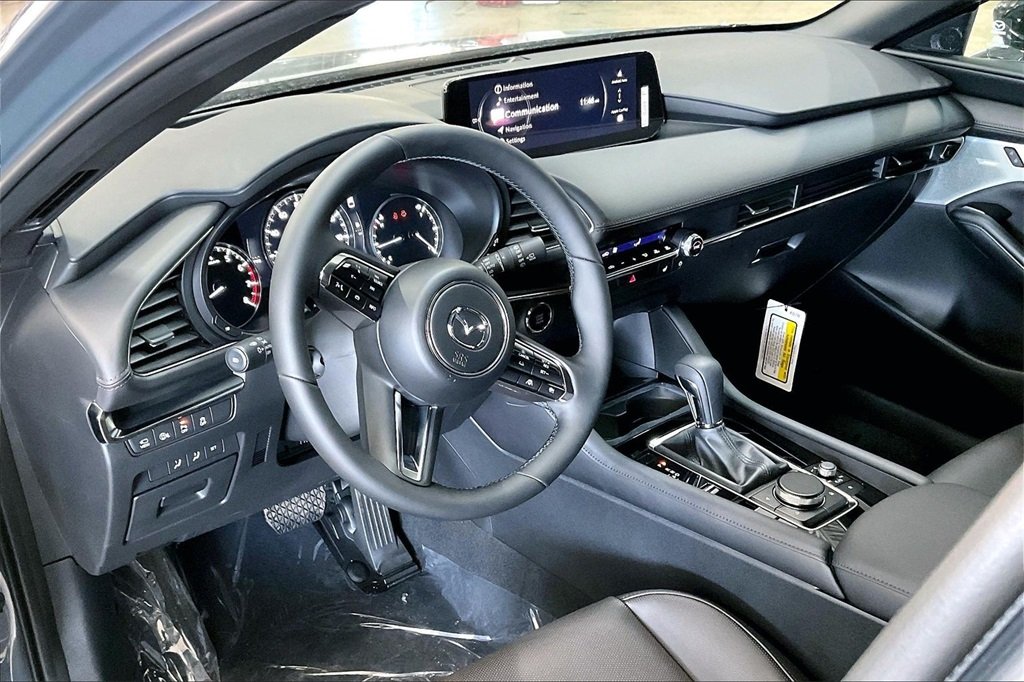 2026 MAZDA MAZDA3 - Image 7