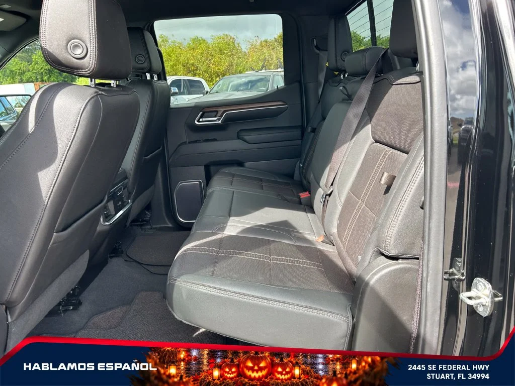 Used 2023 BLACK Chevrolet High Country image 9