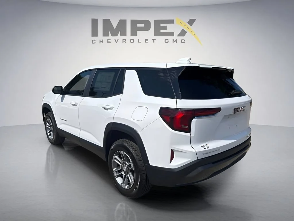 New 2027 Summit White GMC Elevation image 3