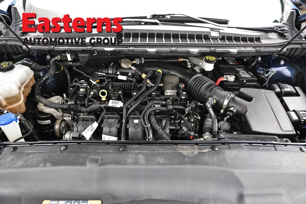 Used 2021 Blue Ford SEL image 7
