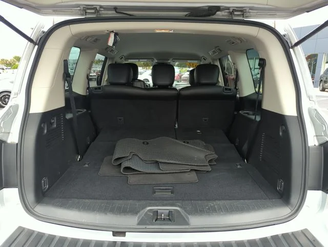 Used 2022 Silver Nissan SV image 19